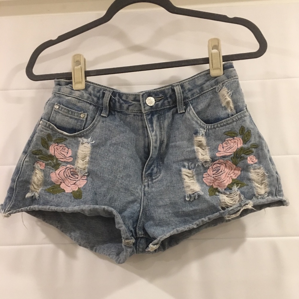 ETWO Jean Floral Shorts